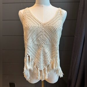 Sadie & Sage Cream Crochet Boho Chic Cropped Fringe Top Festival Feminine M/L
